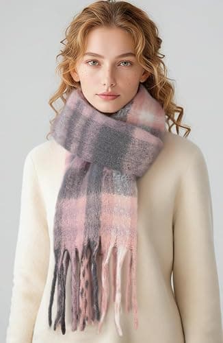 scarf in beige and khaki thumbnail 9