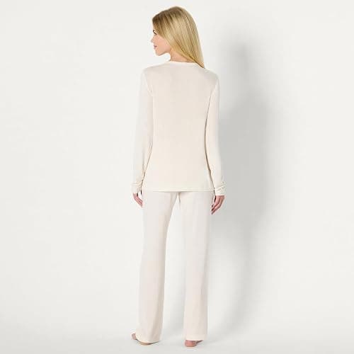 Amazon Essentials x Sofia Grainge Women's Long Sleeve Henley Pajama Set thumbnail 5