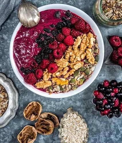 Drink Botanicals Ireland Freeze Dried Raspberries | 70 + Raspberries | 100% Natural & Edible | Raspberry Pieces for Baking Cakes, Cocktails, Desserts, Drinks, Fruit Snacks | Vegan | 30 Grams,1.058 Oz thumbnail 4