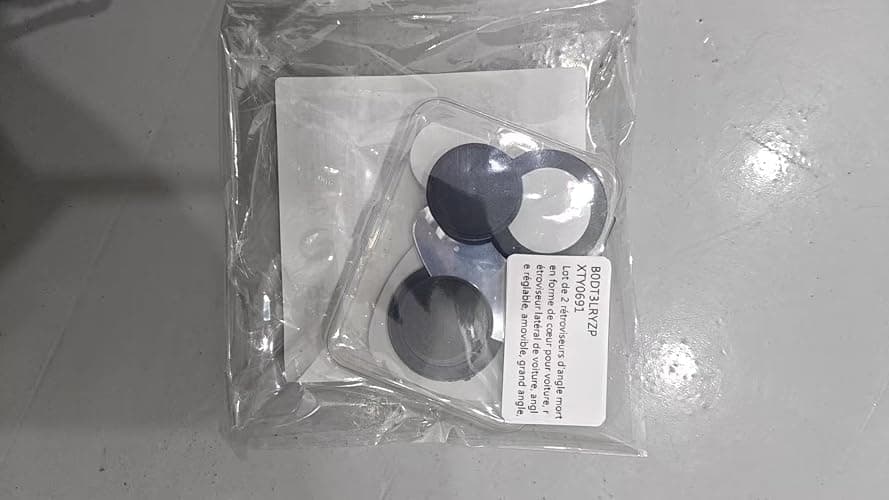 2Pcs Cars Heart Shaped Blind Spot Mirrors Car Side Mirror Blindspot Adjustabe Angle Removable Wide Angle Convex RearView Mirror for Enhanced Safety Universal Fit Stick, Car Accessories for Cars Suvs thumbnail 8