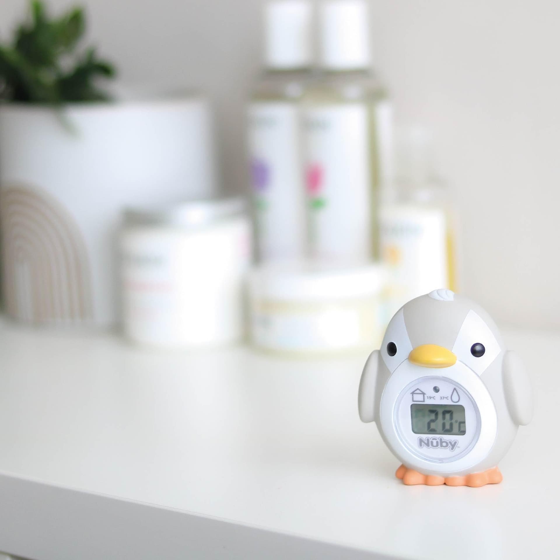 Nuby - Penguin Shaped Baby Bath Digital Thermometer - Easy to Read Screen - BPA Free - Gray - Suitable from 0 Months thumbnail 4