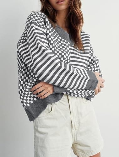 UNCLECAT Women's Striped Checkered Sweater 2025 V Neck Fall Sweaters Casual Knit Trendy Pullover Tops thumbnail 3
