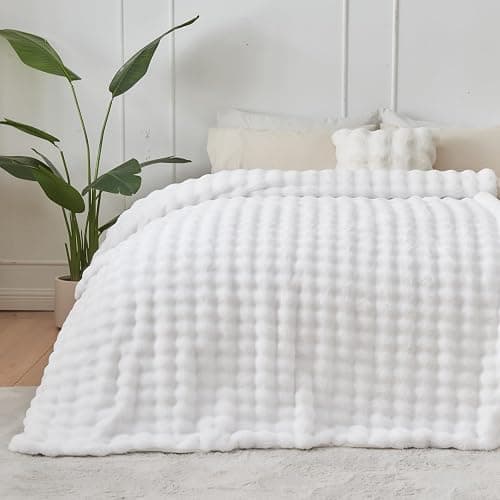 NEWCOSPLAY Faux Fur Twin Blanket White Bubble Blanket Thick Warm Soft for Couch Sofa Bed 550GSM (White, Twin(60"x80")) - Image 1