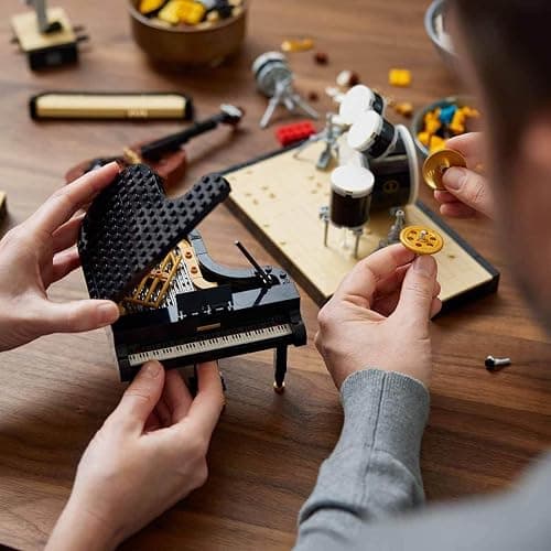 Lego® Ideas Jazz Quartet 21334 Building Kit; Build-and-Display Model for Adults with a Passion for Music thumbnail 7