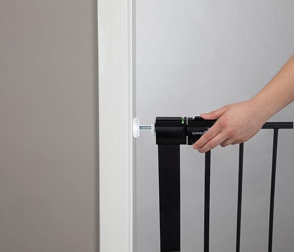 Safety 1st Easy Install 28'' Walk Thru Gate, Fits Between 29'' and 38'', Black, 1-Pack,(GA105CBLK) thumbnail 6