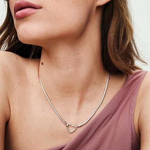 PANDORA Heart Closure Snake Chain Necklace, 17.7" | Sterling Silver Charm Necklace, Compatible with PANDORA Moments, Jewelry for Women with Gift Box thumbnail 3