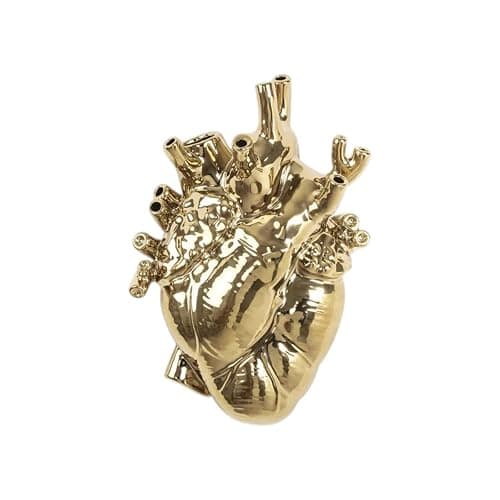 SELETTI "Love in Bloom Gold Vaso Cuore Finitura Oro | Seletti Love in Bloom – Vaso Cuore in Fine PorcellanaLove in Bloom di Seletti è un vaso a forma di cuore che sembra uscito d - Image 1