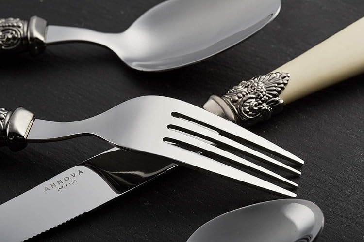Annova Flatware 24 Pieces Set/Stainless Steel Vintage Silverware/Cutlery Set, Ivory Color, Dinner Knife/Dinner Fork/Dinner Spoon/Dessert Spoon, Mirror Polished, Service for 6 - Cream/Ivory Vintage thumbnail 2
