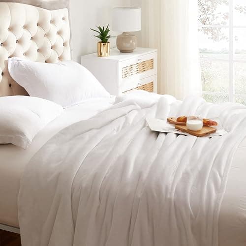 KMUSET Fleece Blanket Throw Size White Lightweight Super Soft Cozy Luxury Bed Blanket Microfiber thumbnail 4
