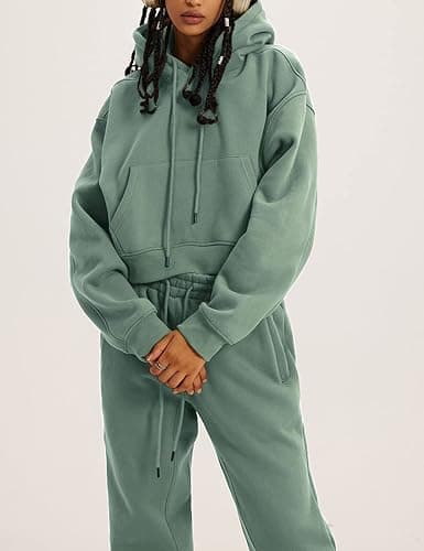Eisctnd Women Fleece 2 Piece Tracksuits Fall Winter Sweatshirt Jogger Pants Matching Lounge Sets Thick Sweatsuits Pockets thumbnail 2