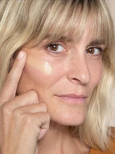 ILIA - Super Serum Skin Tint SPF 40 | Non-Comedogenic, Vegan, Lightweight to Help Against Blue Light, + Pollution while Hydrating, Smoothing, + Refining (Formosa ST4, 1 fl oz | 30 ml) thumbnail 3