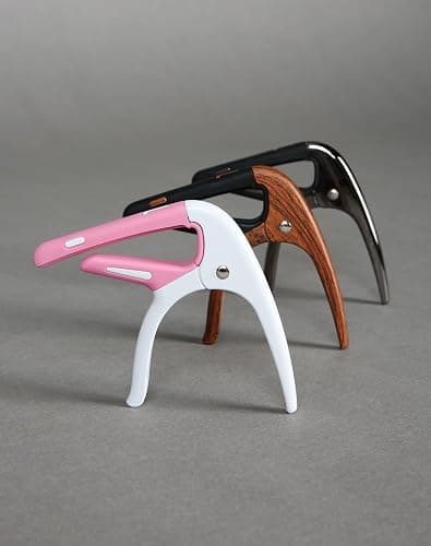 This Pink Capo That Looks Like A Goose thumbnail 7