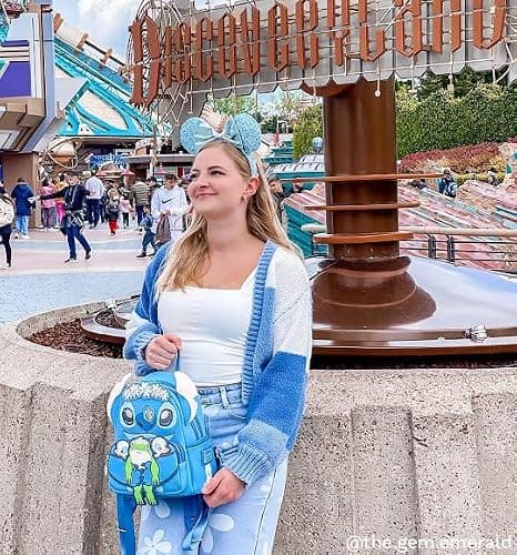 Loungefly Disney Lilo & Stitch Springtime Daisy Mini Backpack Standard thumbnail 2