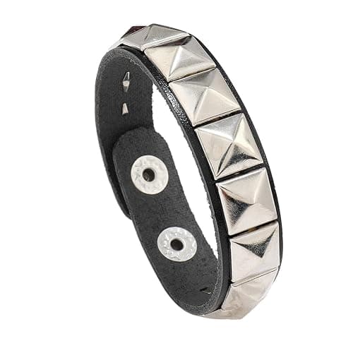 🔵studded bracelet - Image 1