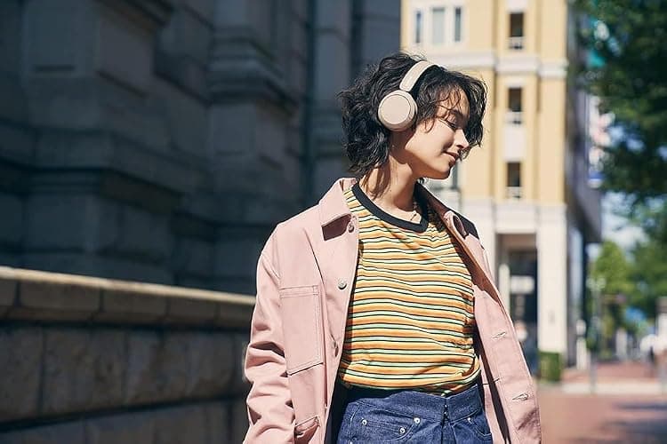 Sony WH-CH520 Wireless Headphones Bluetooth On-Ear Headset with Microphone and up to 50 Hours Battery Life with Quick Charging, Cappuccino thumbnail 11