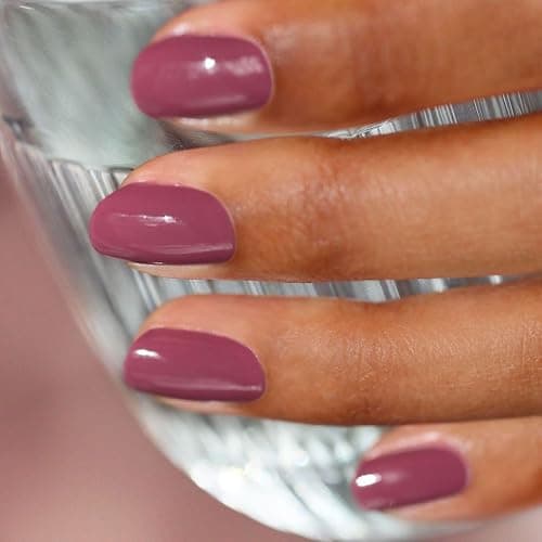 Manucurist • Green Flash LED Gel Nail Polish • Vegan • 12-Free, Plant-Based (58%) Gel Polish • Made in France • 0.5 fl oz (VICTORIA PLUM) thumbnail 3