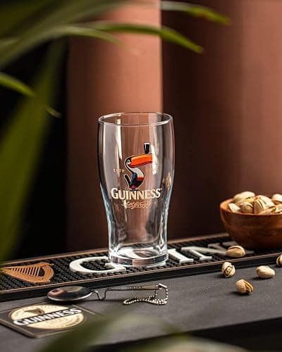 Shamrock Gift Company Guinness Toucan Pinte Verre à bière et décapsuleur thumbnail 4