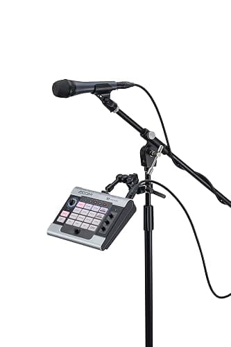 Zoom V3 Vocal Processor, Vocal Effects Pedal, 3-Part Harmony, Pitch Correction, 16 Studio Grade Effects, Battery Powered, for Streaming and Recording thumbnail 6