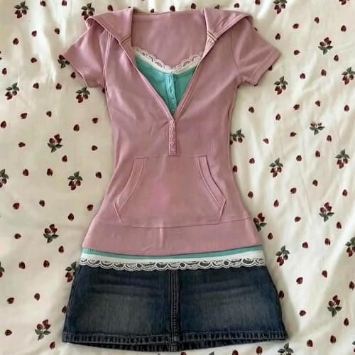 Vintage Graphic Tees 2000s Tops Teen Girls Y2k Grunge Shirts Alt Emo Clothes Women Whimsy Twee Short Sleeve Top thumbnail 4