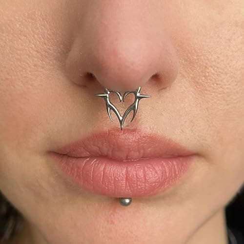 Pierced Owl 16GA ASTM F-136 Implant Grade Titanium Spiked Heart Hinged Segment Clicker Ring thumbnail 4