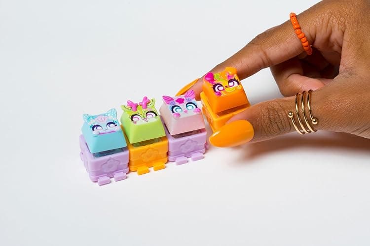 Goliath - CLICKEEZ Multipack Serie 2 - 5 Figurines Touches Kawaii à Cliquer - Key Cap Transformable en Porte Clés - Fidget Toy - Jouet Sensoriel Effet ASMR - 30+ Modèles à Collectionner - Dès 6 Ans thumbnail 2
