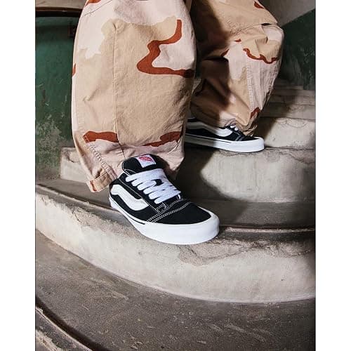 Vans Unisex Adult Knu Skool Shoe - '90s Retro Puffy Low-Top Fashion Sneakers for Men & Women thumbnail 17