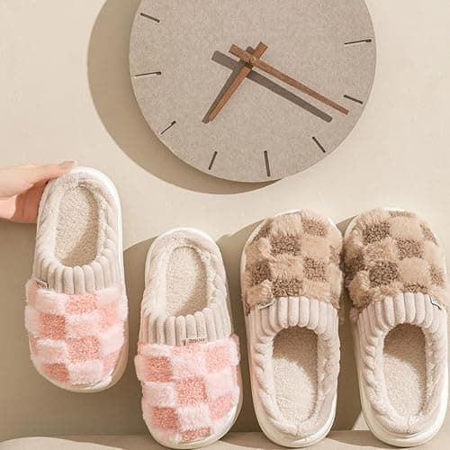 VTTDB Checkered Slipper House Slippers for Women Men Plush Warm Fuzzy Slippers Flyffy Bedroom Shoes Indoor Slip On thumbnail 3