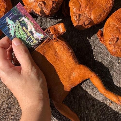 Stylebest Cane Toad Full Body Wallet, Latex Purse with Lanyard for Credit Cards and Cash, Stylish Retro Design Friends, 24x13.5cm (Pink money bag) thumbnail 6