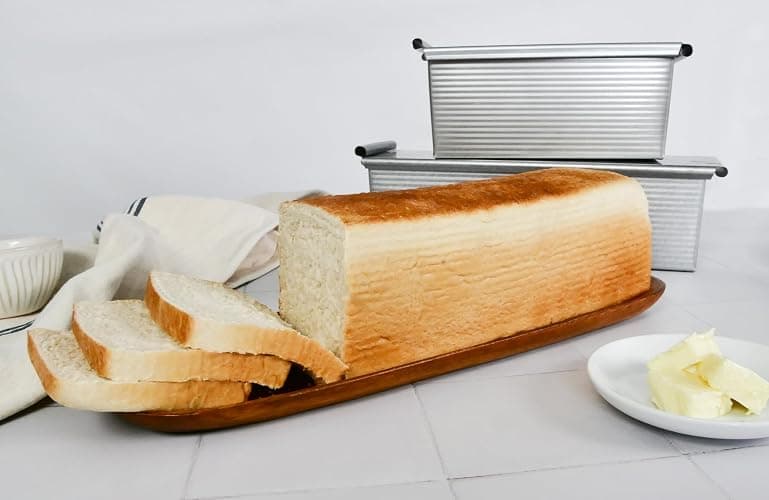 USA Pan Pullman Loaf Pan with Cover, Large w Set of 2 thumbnail 7