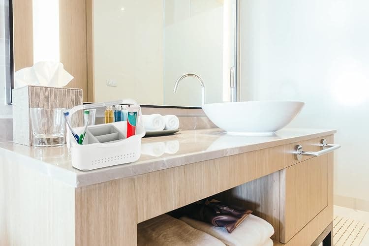 DecorRack Small Shower Caddy, Anti-Slip 9x4 Bath and Beauty Plastic Organizer Basket with Detachable Compartment, Handle for Bathroom, Dorm, Toothbushes, Toothpaste, Soap, and Beauty Products. thumbnail 5