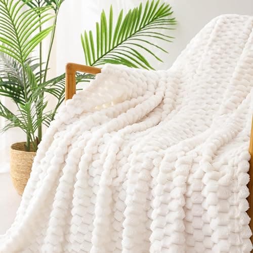 Exclusivo Mezcla Extra Large Fleece Throw Blanket for Couch, 50x70 Inches Stylish Jacquard Soft Throw Blanket, Fuzzy Cozy Lightweight for Winter, Ivory thumbnail 6