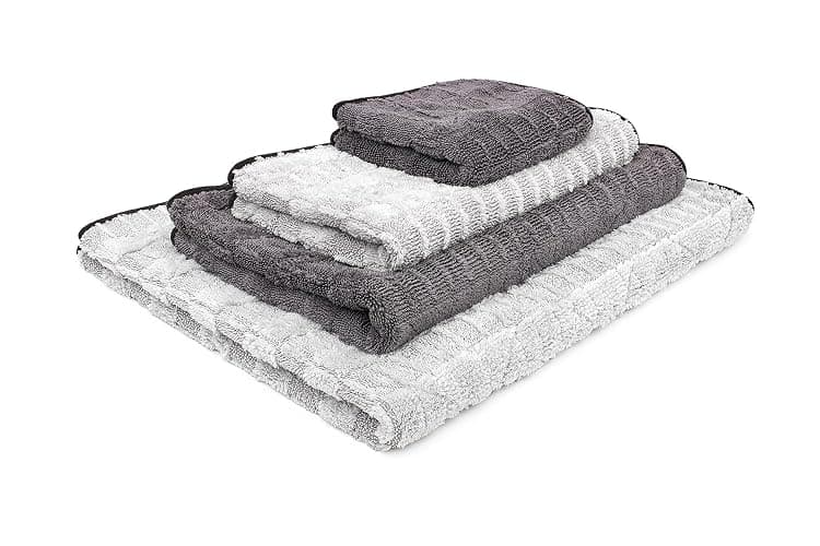 The Rag Company Gauntlet Car Drying Towel - 70/30 Korean Microfiber, Dries Faster Without Scratching, 900gsm, 30x36 inches, Ice Grey/Grey, Pack of 1 thumbnail 5