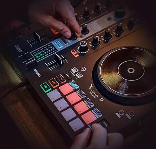 Hercules DJControl Inpulse 300 MK2 2-Channel DJ Controller Bundle with Case, TRS-to-RCA Breakout Cable, and Austin Bazaar Polishing Cloth thumbnail 7