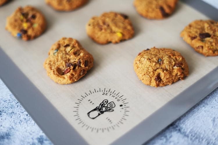 Silicone Baking Mats, Half Size Baking Sheet Liners, Pack Of 4, Oven Safe, (11.5 X 16.5), Non-Stick, Silicone Baking Sheet Liner, Perfect For Baking Macarons Cookies And Cakes thumbnail 2