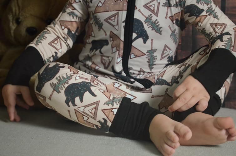 ITSY BITSY BOUTIQUE Viscose Bamboo Baby Pajamas - Boys and Girls Footie Sleeper Convertible 2-Way Zipper Sleeper - 0-3 Months - Rocky Ridge thumbnail 5
