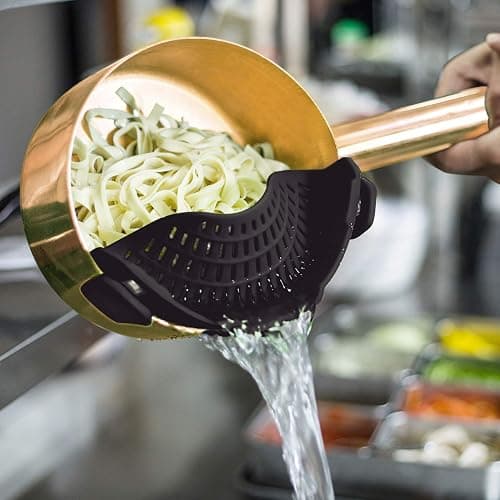 AUOON Clip On Strainer Silicone for All Pots, Standard 8.86 x 3.55in, Black | Food-grade BPA-free, Fits Pots Pans Bowls, Dishwasher Safe, for Pasta Noodles Vegetable Fruits, Space-saving Kitchen Gadget thumbnail 6
