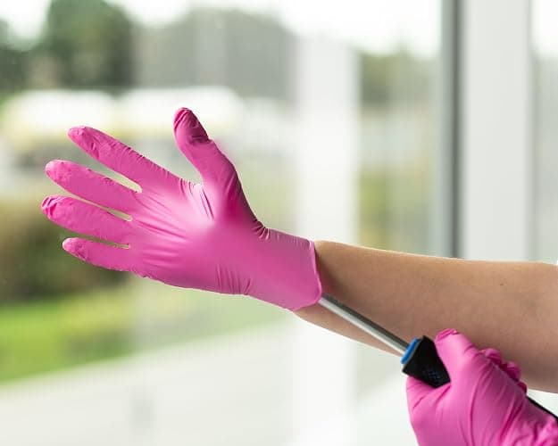 FRAMAR Pink Gloves Disposable Latex Free – Pink Nitrile Gloves Medium, Latex Free Glove Medium, Guantes De Nitrilo, For Hair Dye, Salon, Cleaning, Tattoo, Food Prep, Powder Free – 100 Pack thumbnail 7