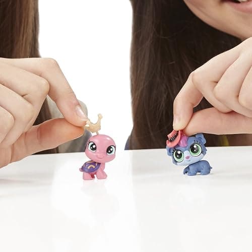 Littlest Pet Shop Party Spectacular Collector Pack Toy, Includes 15 Pets, Ages 4 and Up thumbnail 2