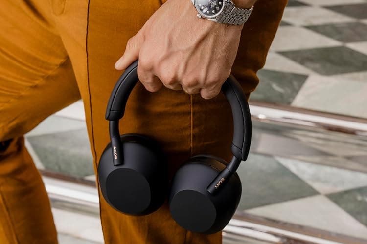 Sony WH-1000XM5 Wireless Industry Leading Noise Cancelling Headphones with Auto Noise Cancelling Optimizer, Crystal Clear Hands-Free Calling, and Alexa Voice Control, Black thumbnail 14