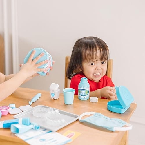Melissa & Doug Super Smile Dentist Kit with Pretend Play Set of Teeth and Dental Accessories (25 Toy Pieces) Pretend Dentist Play Set, for Kids Ages 3+ thumbnail 7