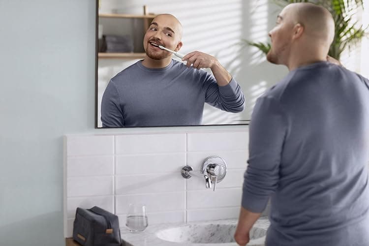 PHILIPS Sonicare 1100 Power Toothbrush, Rechargeable Electric Toothbrush, White Grey HX3641/02 thumbnail 4
