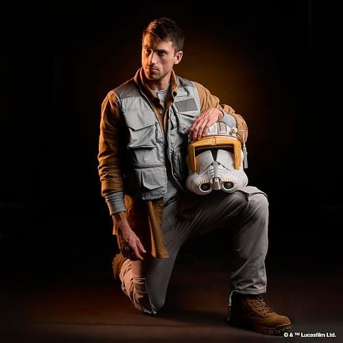 STAR WARS The Black Series Clone Commander Cody, Revenge of the Sith Premium Electronic Roleplay Helmet for Ages 14 and Up (Amazon Exclusive) thumbnail 11