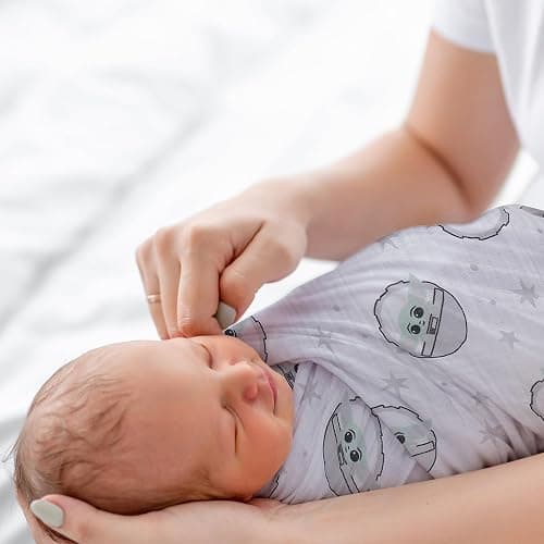 Lambs & Ivy Star Wars Baby Yoda/The Child Swaddle Blanket & Lovey Gift Set thumbnail 6