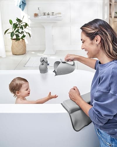 Skip Hop Moby Bath Rinse Cup: Tear-free Waterfall Rinser, Grey thumbnail 8