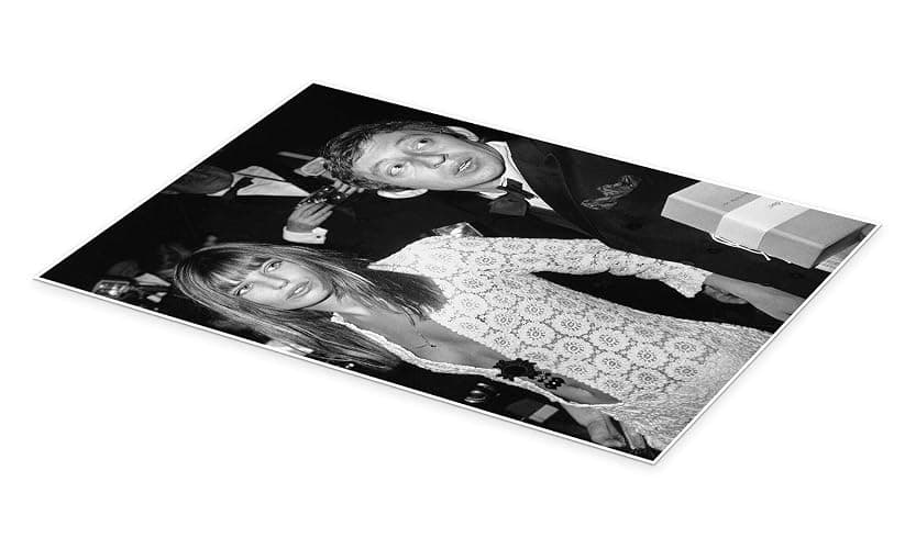 Posterlounge Jane Birkin et Serge Gainsbourg Poster | 80 x 120 cm de Celebrity Collection Noir et blanc Tableaux Décoration murale thumbnail 2