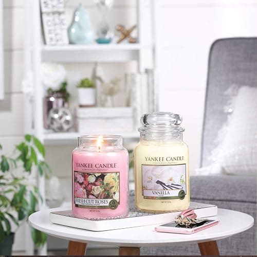 Yankee Candle Duftkerze im Glas (groß) | Vanilla | Kerze mit langer Brenndauer bis zu 150 Stunden | Perfekte Geschenke für Frauen thumbnail 2