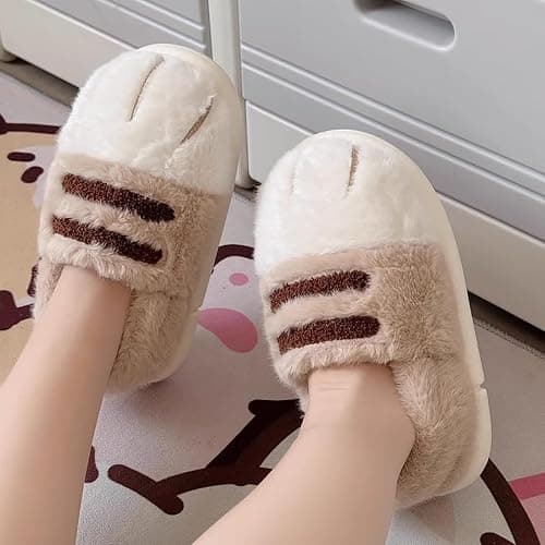 Plush cat paw slippers，non-slip soles, cozy and cute slippers thumbnail 7