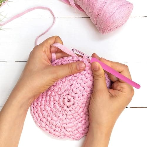 AEXHOT 34PCS Crochet Hooks Set, 8 sizes 2.5-6 mm High-Quality Pink Gradient Aluminum Ergonomic Soft Handle Crochet with Case and Crochet Kit for Beginners Adults for Arthritic Hands Crochet Needle Set thumbnail 6