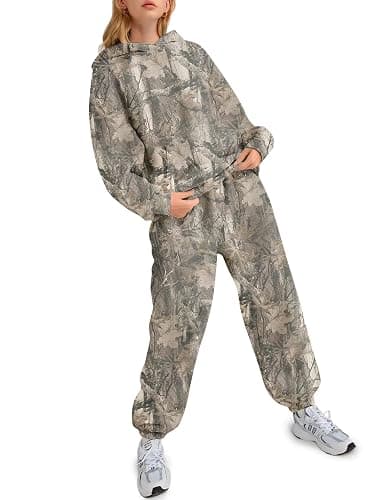 ACCPUR 2 Piece Camo Sweatsuits for Women Oversized Maple Leaf Hoodies Sets Graphic Sweatshirts Tracksuits Fleece Fall Outfits thumbnail 4