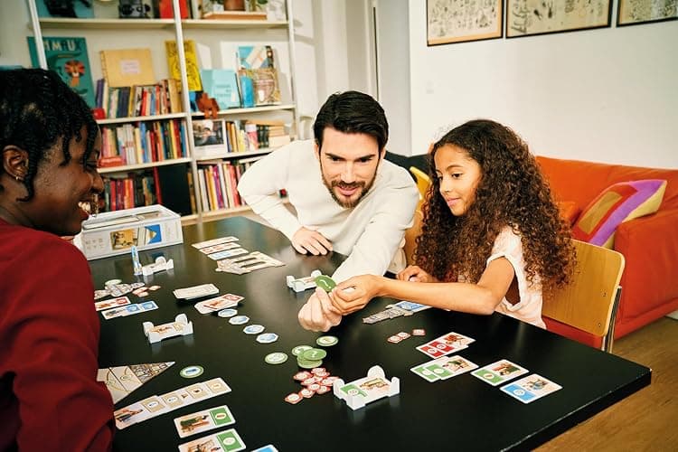 Asmodee - 7 Wonders Architects - Jeu de Société Famille pour Enfants dès 8 Ans - As d'or - Bâtissez Votre Cité Antique Simplifié - 25 Min - 2 à 7 Joueurs -en Français -Repos Production thumbnail 2